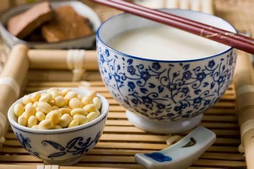 这样喝豆浆，气血双调，平价喝出健康美丽肌肤